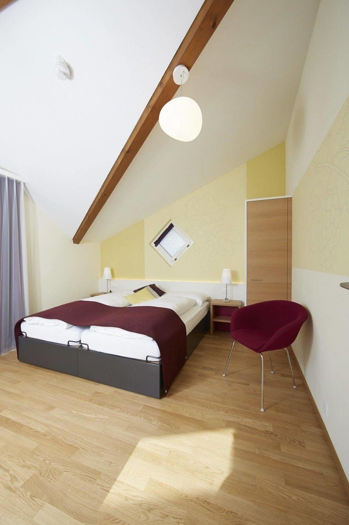 Hotel Restaurant Rebstock Wolhusen Kültér fotó